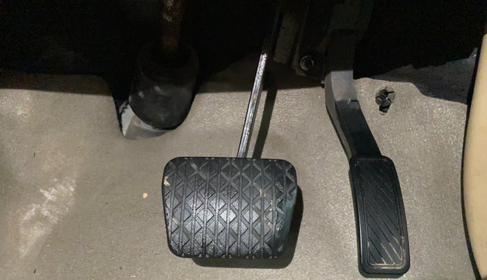 2018 Ford Figo Aspire TITANIUM 1.5 PETROL AT, Petrol, Automatic, 44,944 km, Pedals