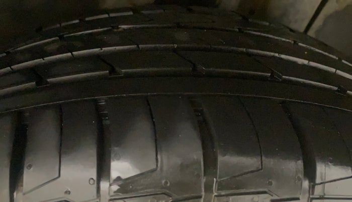 2021 MG HECTOR SHARP 1.5 PETROL CVT, Petrol, Automatic, 68,243 km, Left Rear Tyre Tread