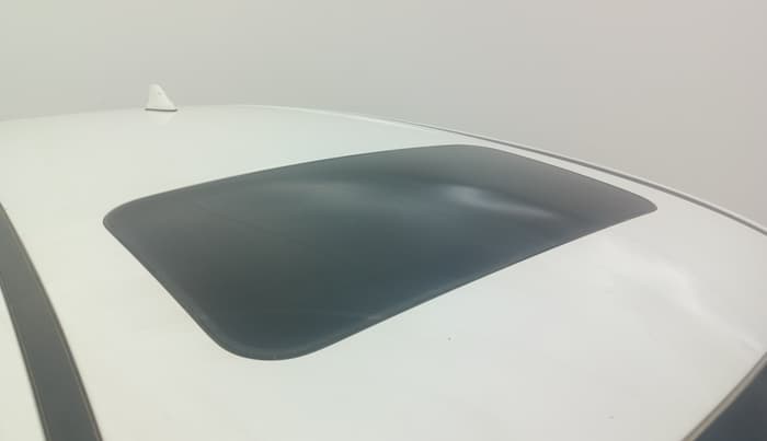 2022 Hyundai NEW I20 ASTA (O) 1.2 MT, Petrol, Manual, 34,455 km, Moonroof/ Sunroof