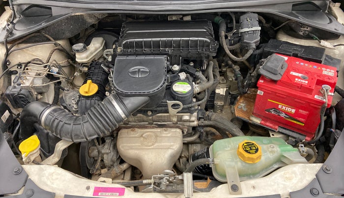 2017 Tata Tiago XZA PETROL, Petrol, Automatic, 62,204 km, Open Bonet