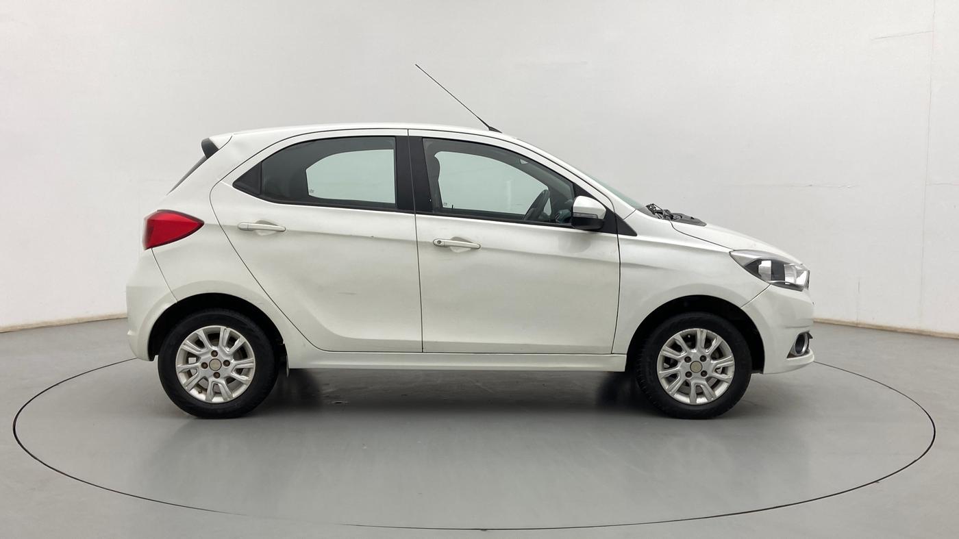 2017 Tata Tiago XZA PETROL, Petrol, Automatic, 62,204 km, Right Side View