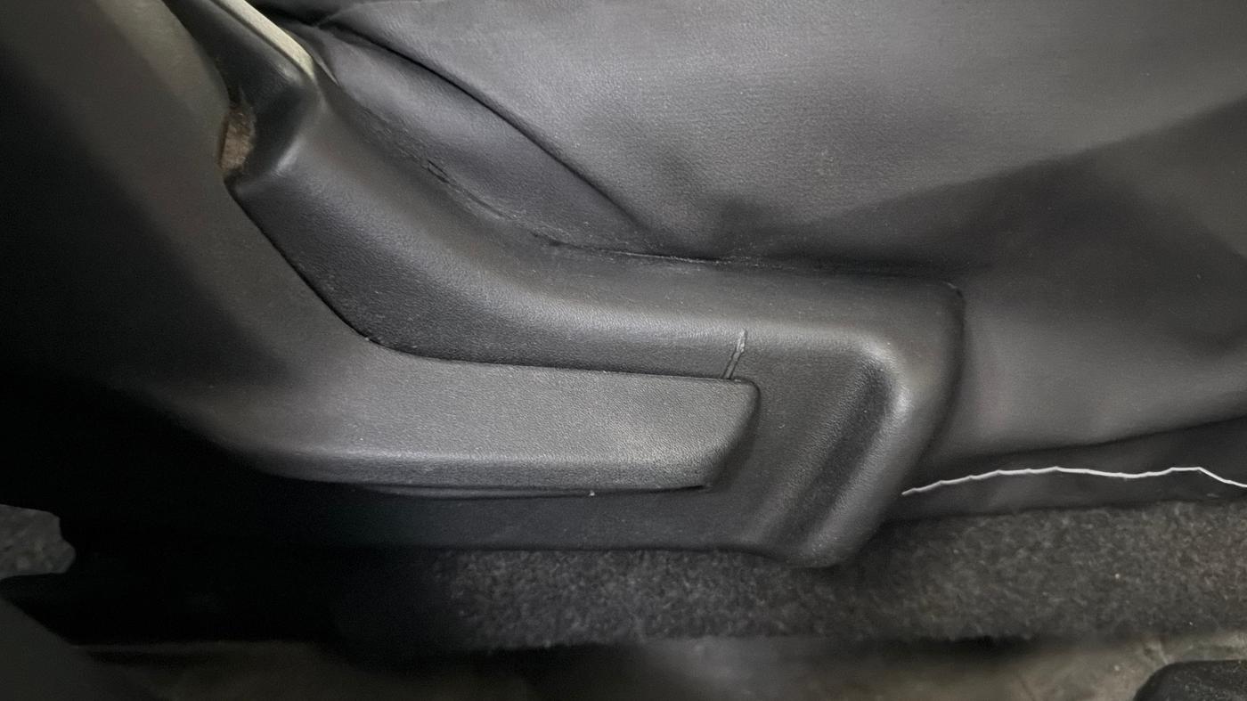 2021 Maruti Baleno DELTA PETROL 1.2, Petrol, Manual, 41,577 km, Driver Side Adjustment Panel