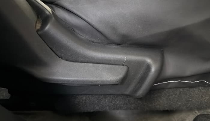 2021 Maruti Baleno DELTA PETROL 1.2, Petrol, Manual, 41,577 km, Driver Side Adjustment Panel