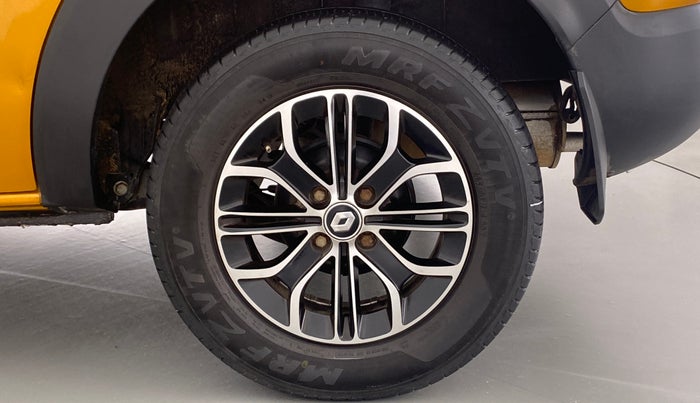 2019 Renault TRIBER 1.0 RXT, Petrol, Manual, 38,946 km, Left Rear Wheel