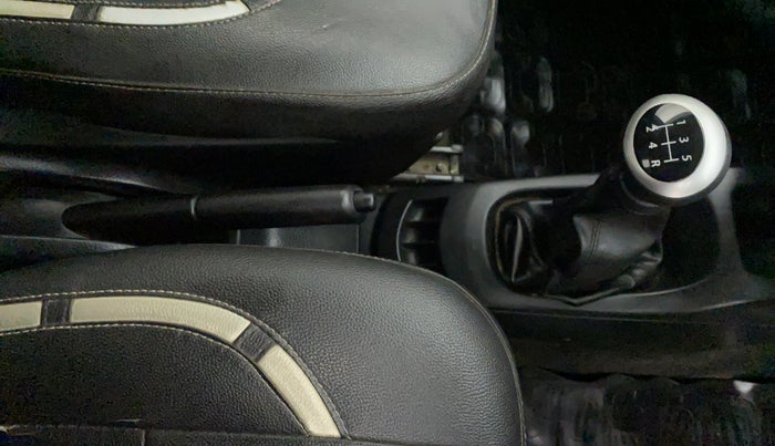 2018 Maruti Wagon R 1.0 LXI CNG, CNG, Manual, 92,252 km, Gear Lever