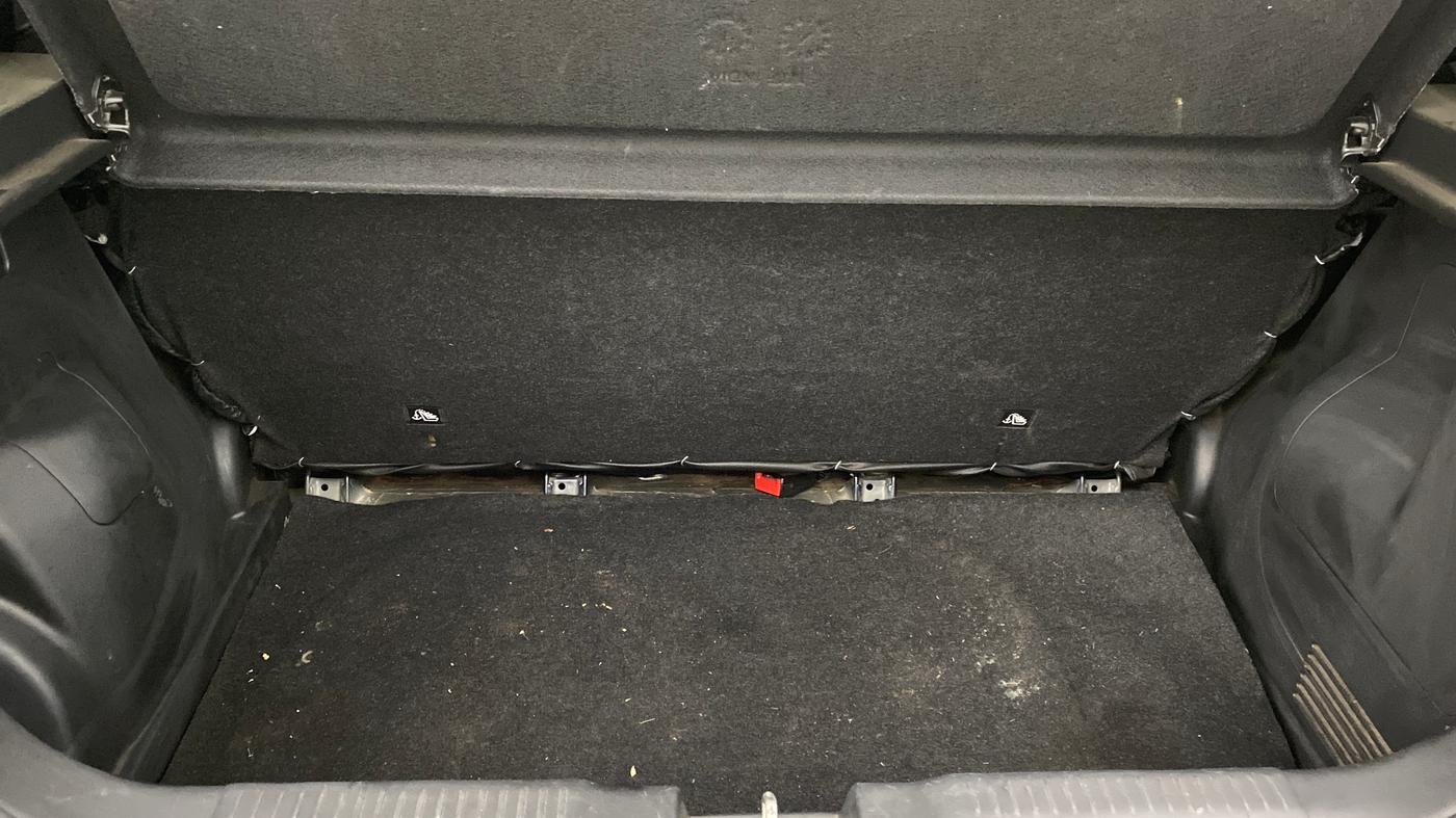2020 Maruti Swift VXI AMT, Petrol, Automatic, 90,008 km, Boot Inside