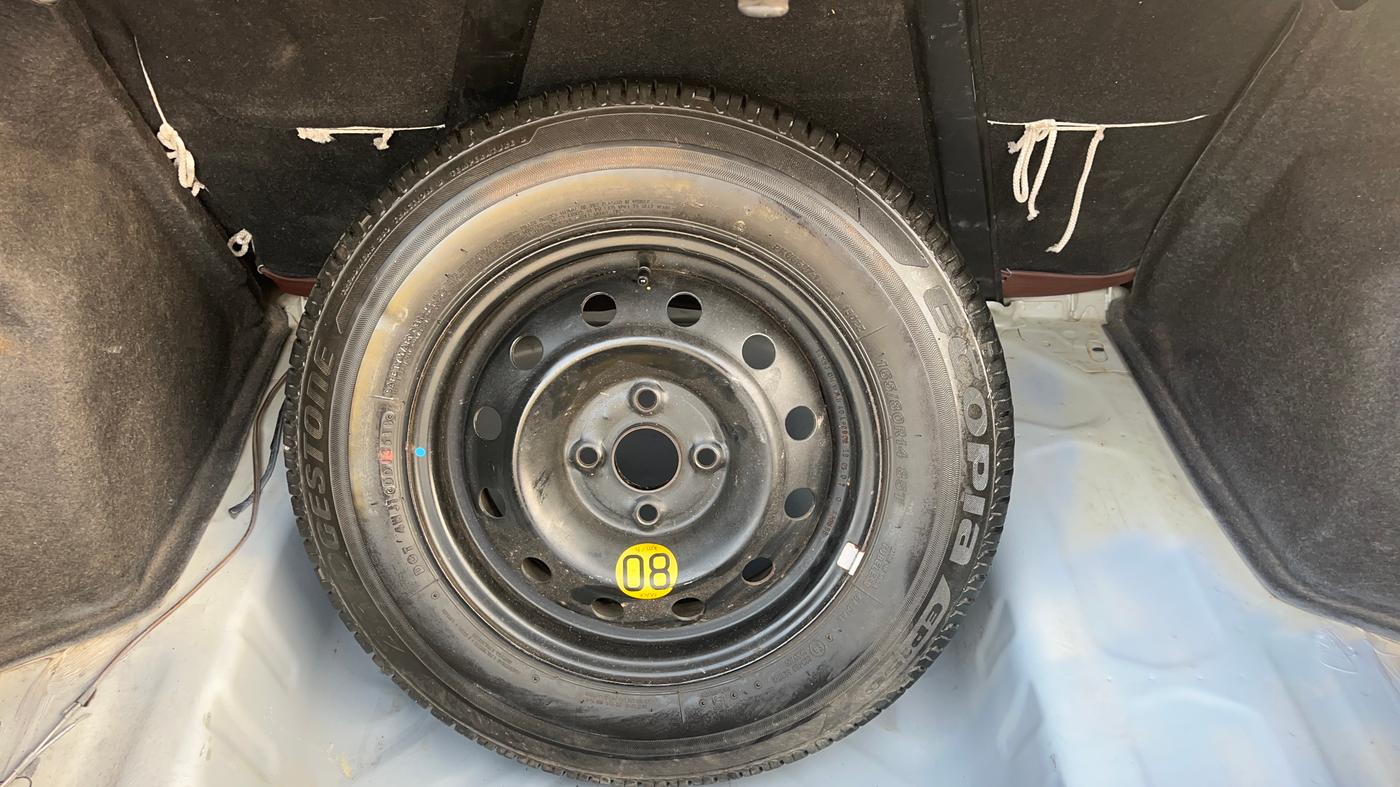 2018 Maruti Dzire ZXI PLUS AMT, Petrol, Automatic, 1,32,185 km, Spare Tyre