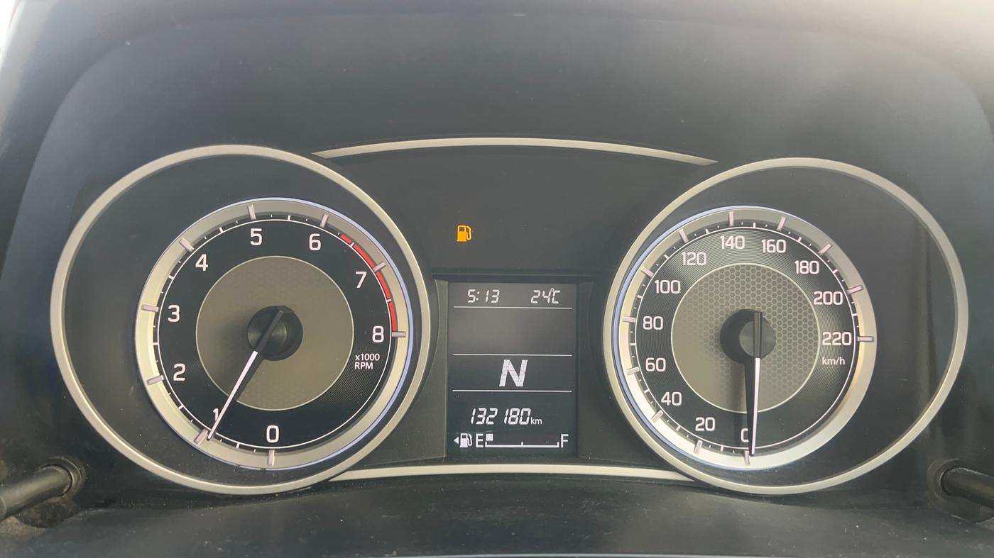 2018 Maruti Dzire ZXI PLUS AMT, Petrol, Automatic, 1,32,185 km, Odometer Image