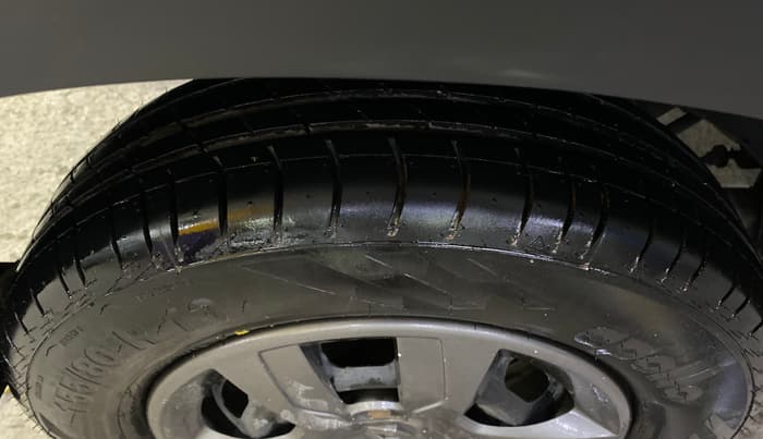 2016 Renault Kwid RXT 1.0, Petrol, Manual, 94,466 km, Right Rear Tyre Tread