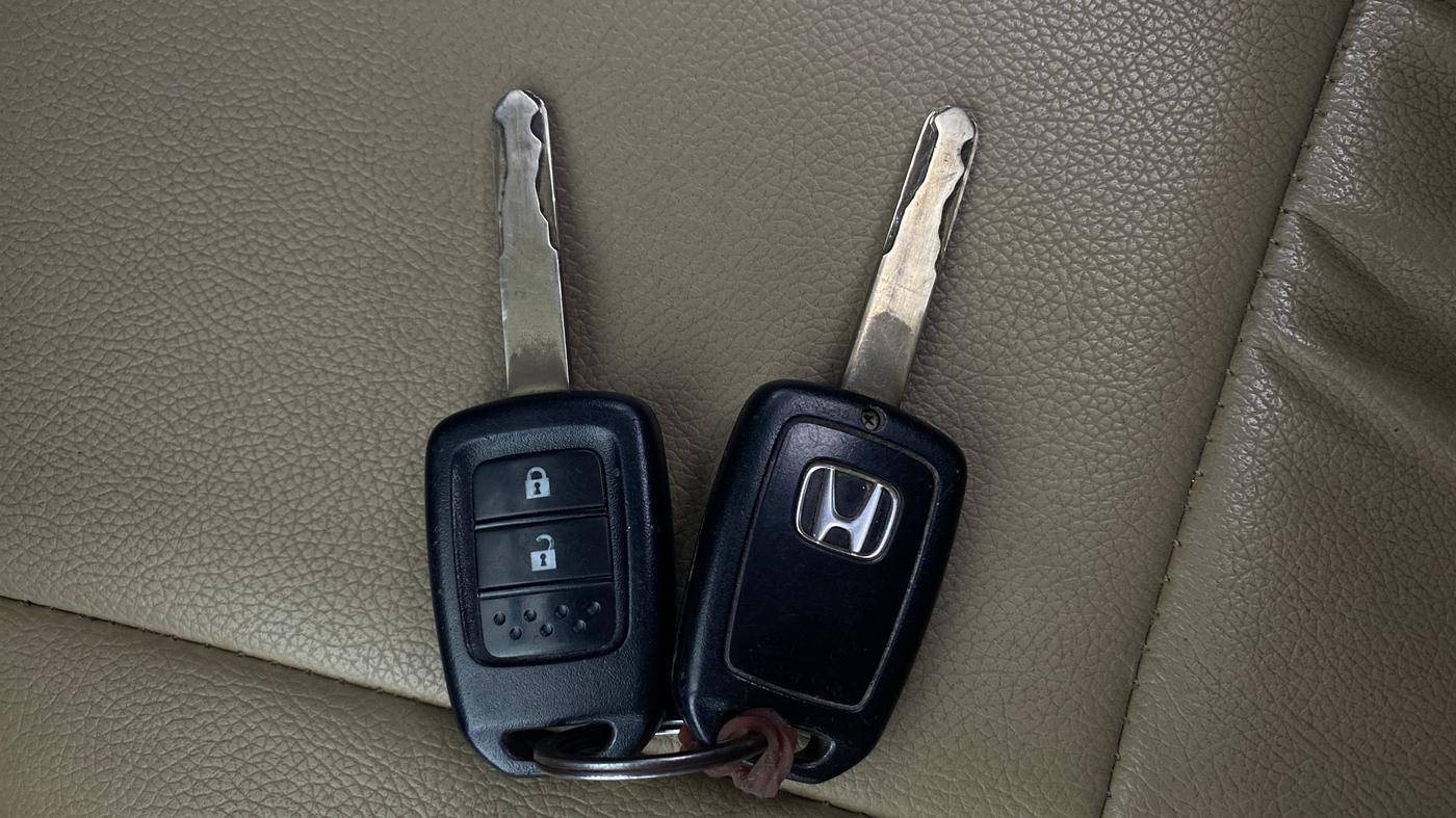 2016 Honda City 1.5L I-VTEC SV CVT, Petrol, Automatic, 71,628 km, Key Close Up