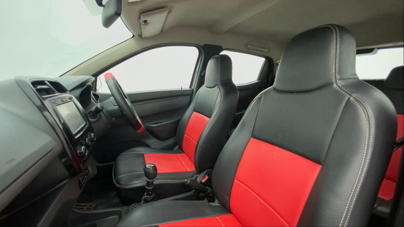 2016 Renault Kwid RXT 0.8 (O), Petrol, Manual, 42,203 km, Right Side Front Door Cabin