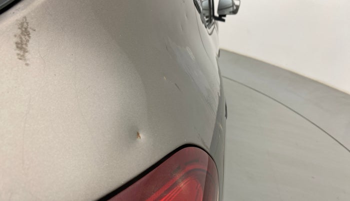 2016 Renault Kwid RXT 0.8 (O), Petrol, Manual, 42,203 km, Right quarter panel - Slightly dented