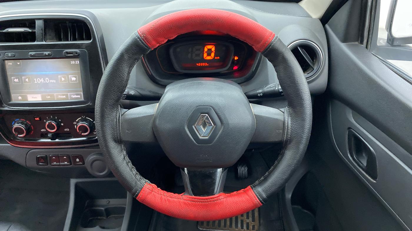 2016 Renault Kwid RXT 0.8 (O), Petrol, Manual, 42,203 km, Steering Wheel Close Up
