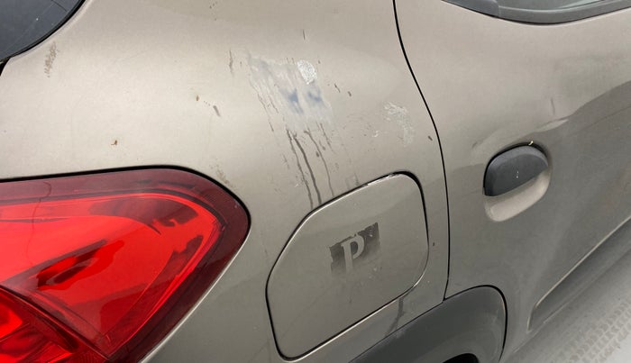 2016 Renault Kwid RXT 0.8 (O), Petrol, Manual, 42,203 km, Right quarter panel - Minor scratches