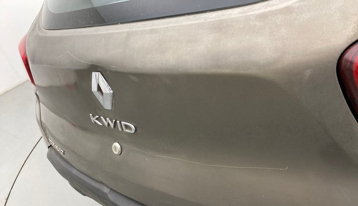 2016 Renault Kwid RXT 0.8 (O), Petrol, Manual, 42,203 km, Dicky (Boot door) - Minor scratches
