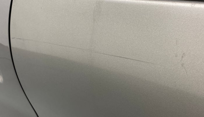 2016 Renault Kwid RXT 0.8 (O), Petrol, Manual, 42,203 km, Rear left door - Minor scratches