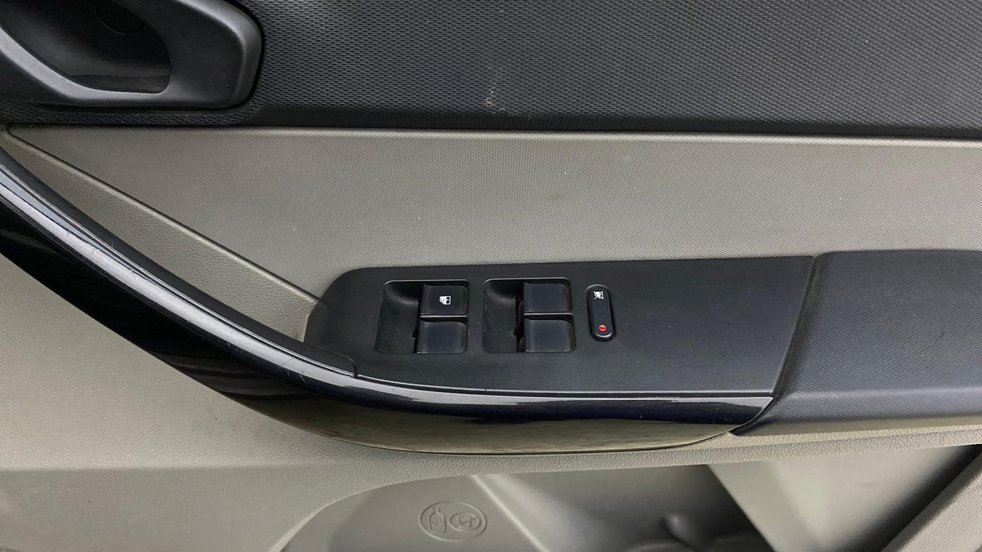 2018 Tata Tiago XTA PETROL, Petrol, Automatic, 41,962 km, Driver Side Door Panels Control