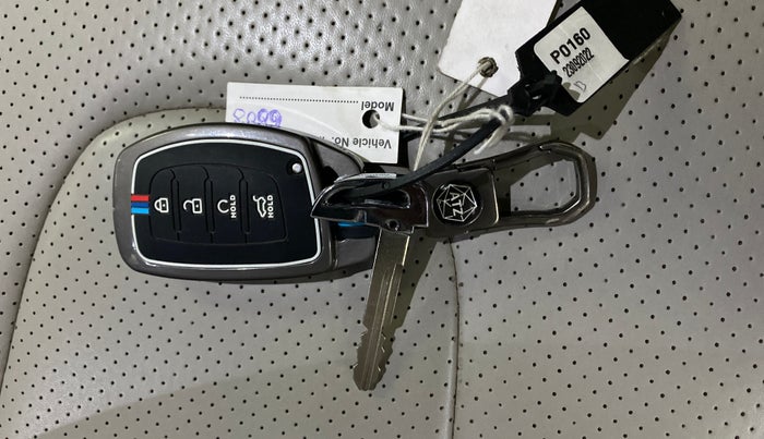 2022 Hyundai Creta SX EXECUTIVE 1.5 PETROL, Petrol, Manual, 29,253 km, Key Close Up