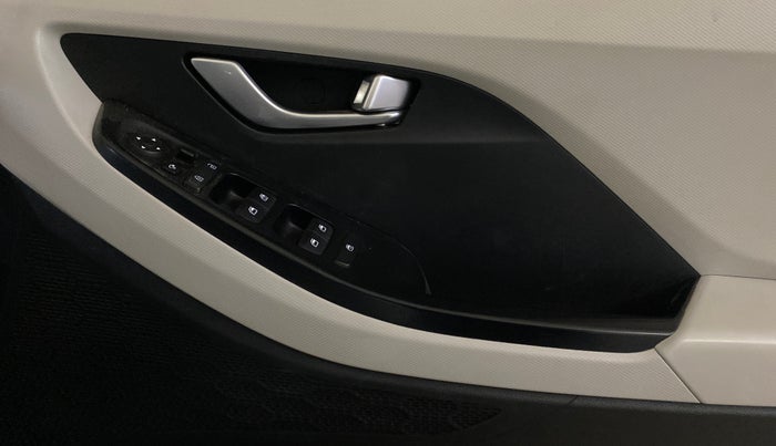 2022 Hyundai Creta SX EXECUTIVE 1.5 PETROL, Petrol, Manual, 29,253 km, Driver Side Door Panels Control
