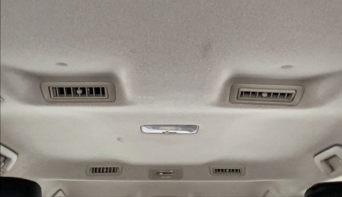 2018 Toyota Innova Crysta 2.4 GX 8 STR, Diesel, Manual, 54,051 km, Rear Ac