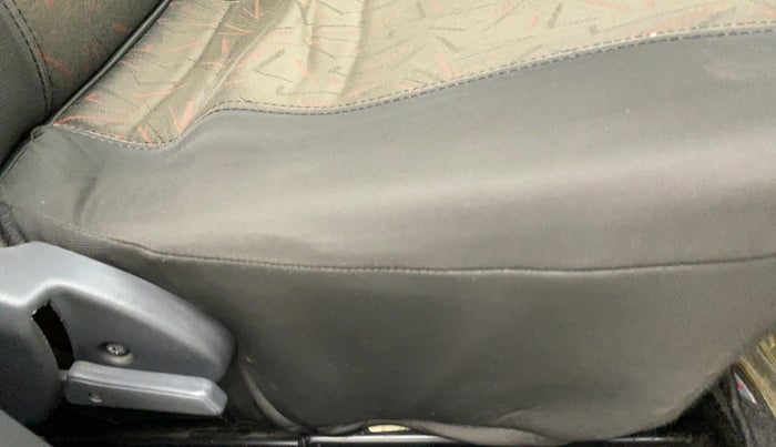 2013 Maruti Alto 800 VXI, Petrol, Manual, 29,997 km, Driver Side Adjustment Panel