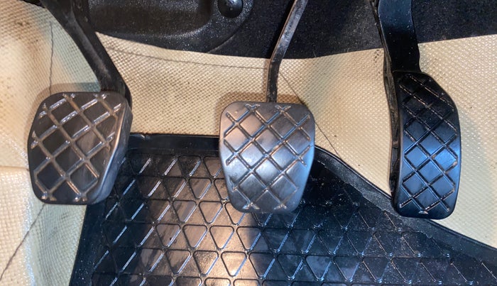 2020 Volkswagen Vento HIGHLINE PLUS 1.0L TSI, Petrol, Manual, 75,662 km, Pedals