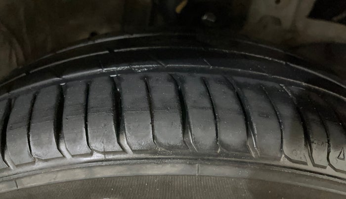 2019 Honda Amaze 1.2L I-VTEC VX CVT, CNG, Automatic, 63,328 km, Right Front Tyre Tread