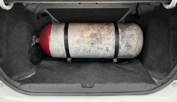 2019 Honda Amaze 1.2L I-VTEC VX CVT, CNG, Automatic, 63,328 km, Boot Inside