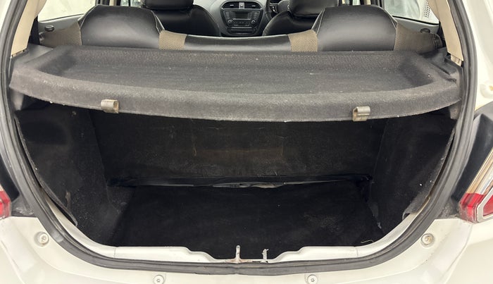 2019 Tata Tiago XZ PETROL, Petrol, Manual, 1,06,289 km, Boot Inside