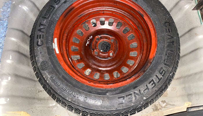 2022 Nissan MAGNITE XV MT, CNG, Manual, 48,885 km, Spare Tyre