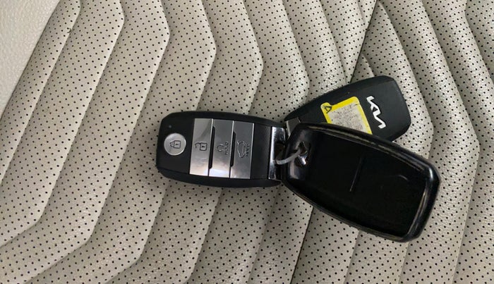 2023 KIA SONET HTX PLUS 1.5 DIESEL IMT , Diesel, Manual, 69,758 km, Key Close Up