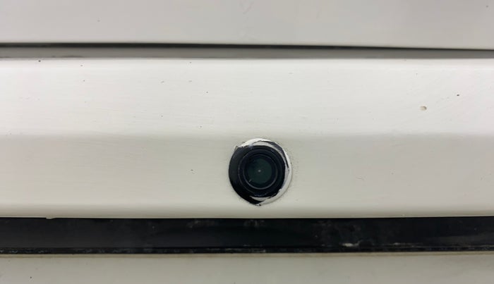 2012 Volkswagen Polo TRENDLINE 1.2L PETROL, Petrol, Manual, 1,00,825 km, Parking Camera