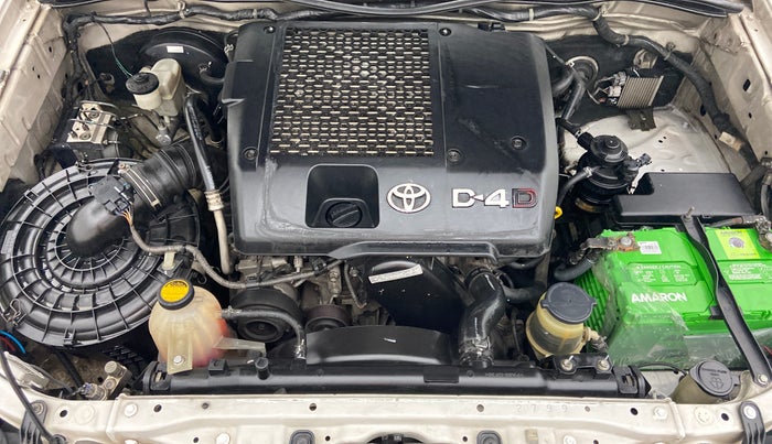 2012 Toyota Fortuner 3.0 AT 4X2, Diesel, Automatic, 1,59,025 km, Open Bonet