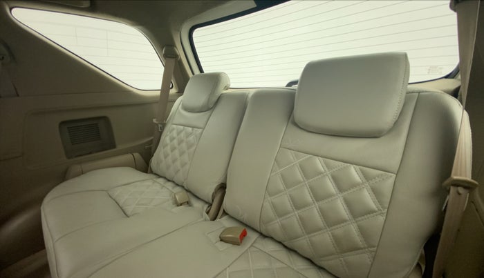 2012 Toyota Fortuner 3.0 AT 4X2, Diesel, Automatic, 1,59,025 km, Third Seat Row ( optional )