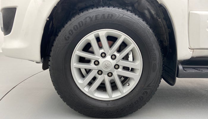 2012 Toyota Fortuner 3.0 AT 4X2, Diesel, Automatic, 1,59,025 km, Left Front Wheel