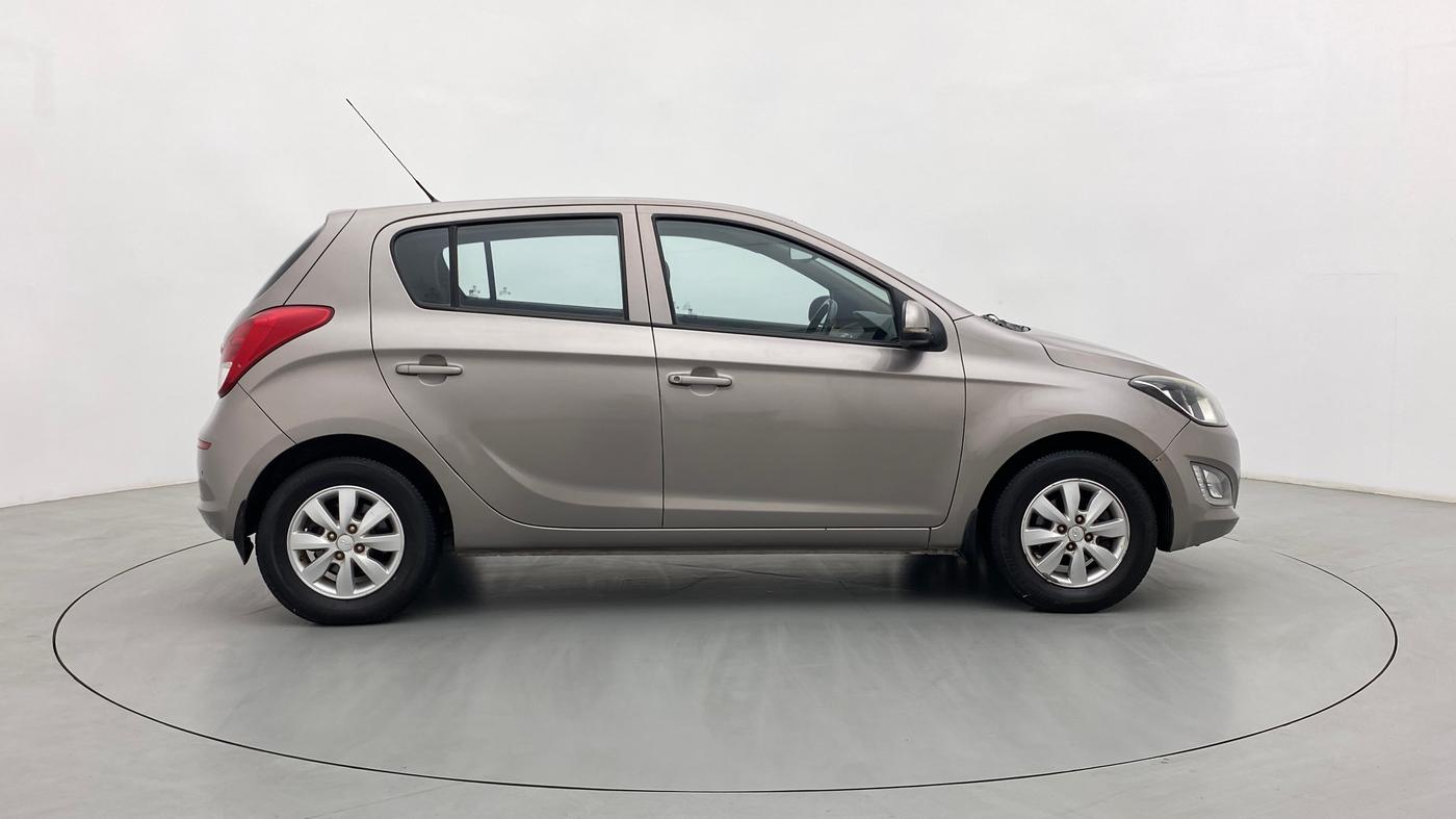 2014 Hyundai i20 SPORTZ 1.4 CRDI, Diesel, Manual, 91,401 km, Right Side View