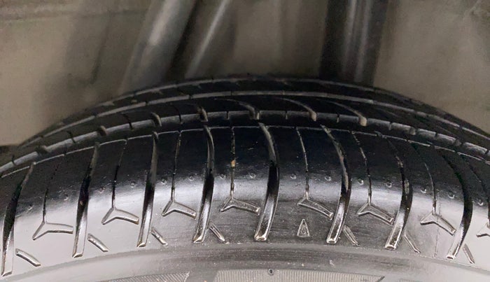 2016 Honda City 1.5L I-VTEC VX CVT, Petrol, Automatic, 95,723 km, Left Rear Tyre Tread