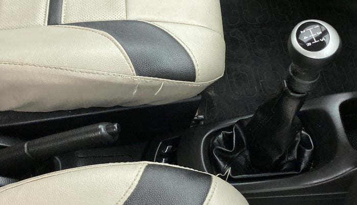 2013 Maruti Wagon R 1.0 LXI CNG, CNG, Manual, 71,367 km, Gear Lever