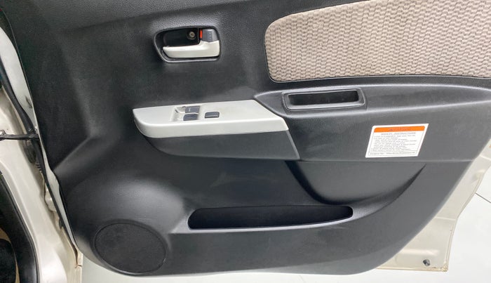 2013 Maruti Wagon R 1.0 LXI CNG, CNG, Manual, 71,367 km, Driver Side Door Panels Control