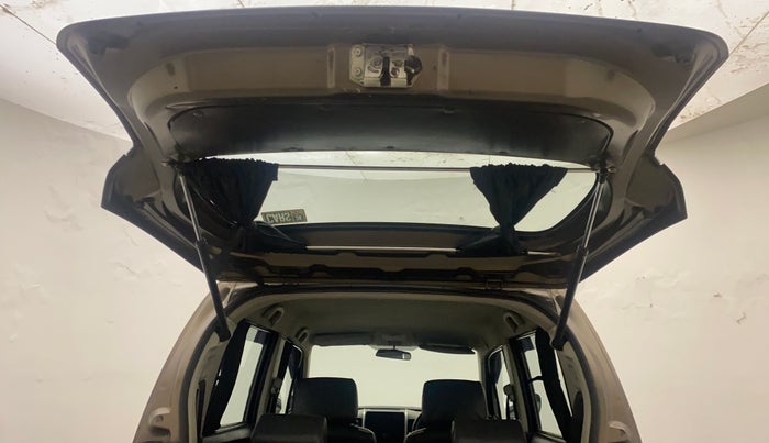 2012 Maruti Wagon R 1.0 LXI, Petrol, Manual, 75,506 km, Boot Door Open