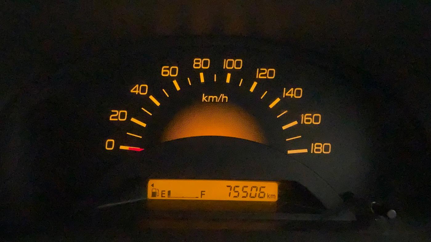 2012 Maruti Wagon R 1.0 LXI, Petrol, Manual, 75,506 km, Odometer Image
