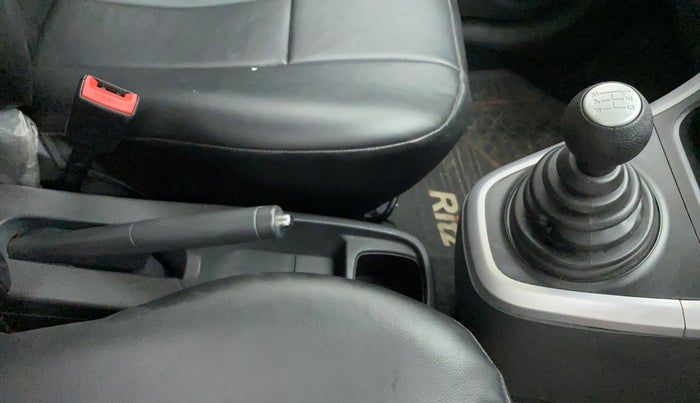 2013 Maruti Ritz VXI, Petrol, Manual, 18,176 km, Gear Lever
