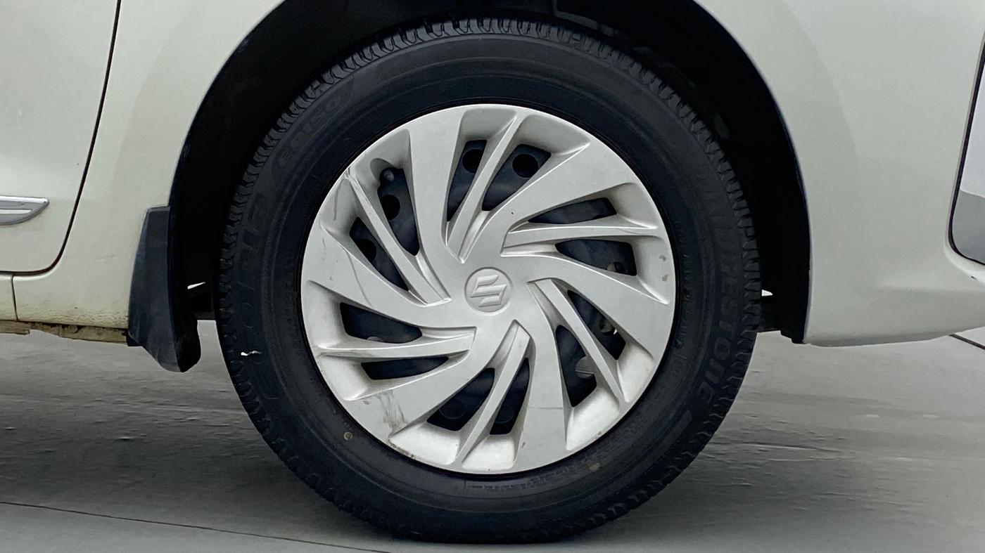 2020 Maruti Ertiga VXI AT SHVS, Petrol, Automatic, 13,077 km, Right Front Wheel