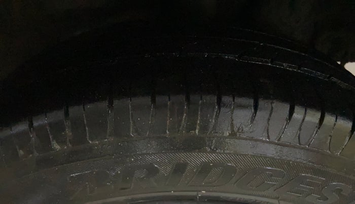 2015 Hyundai Grand i10 MAGNA 1.2 KAPPA VTVT, Petrol, Manual, 76,162 km, Left Rear Tyre Tread