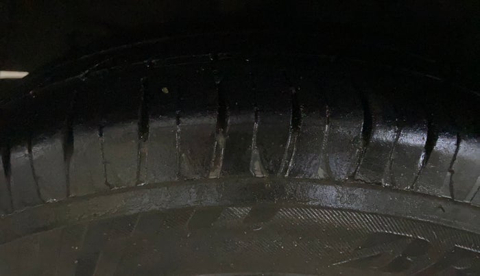 2015 Hyundai Grand i10 MAGNA 1.2 KAPPA VTVT, Petrol, Manual, 76,162 km, Right Rear Tyre Tread