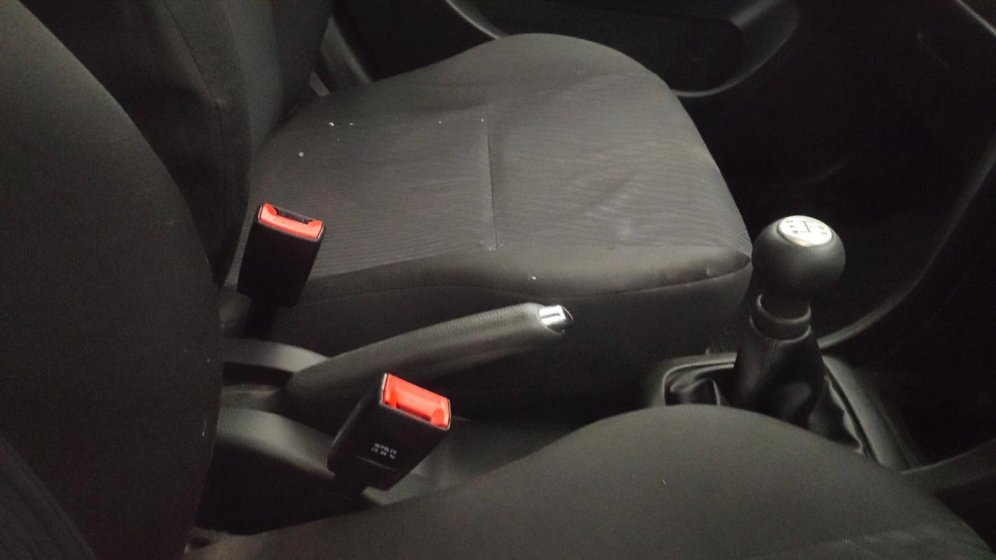 2016 Maruti Swift VXI, Petrol, Manual, 86,628 km, Gear Lever