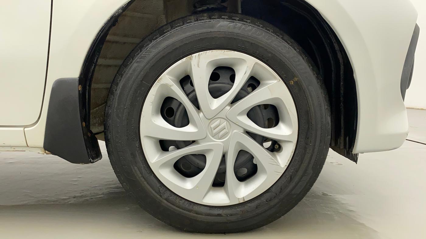 2022 Maruti Celerio VXI CNG, CNG, Manual, 39,884 km, Right Front Wheel