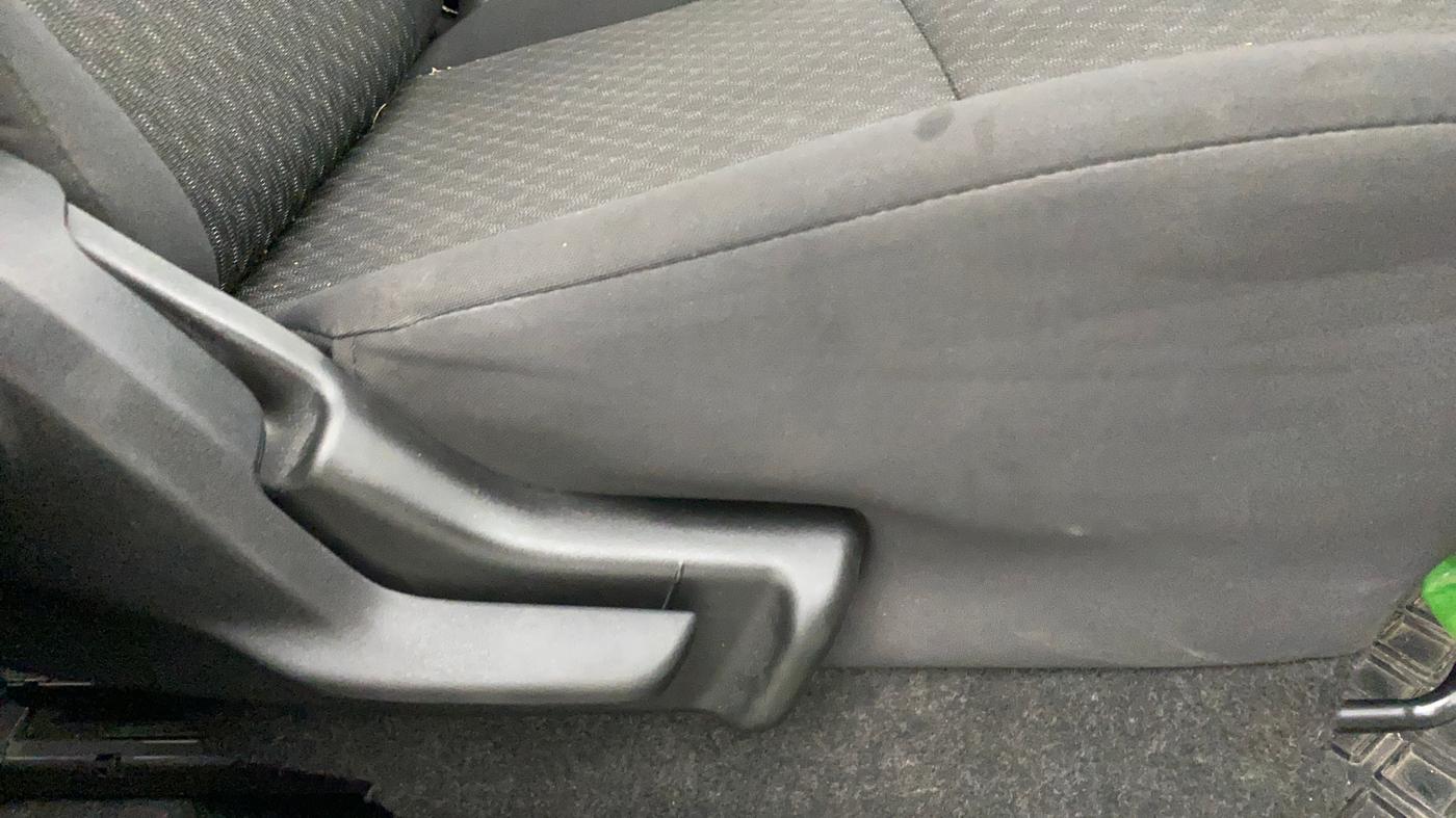 2022 Maruti Celerio VXI CNG, CNG, Manual, 39,884 km, Driver Side Adjustment Panel