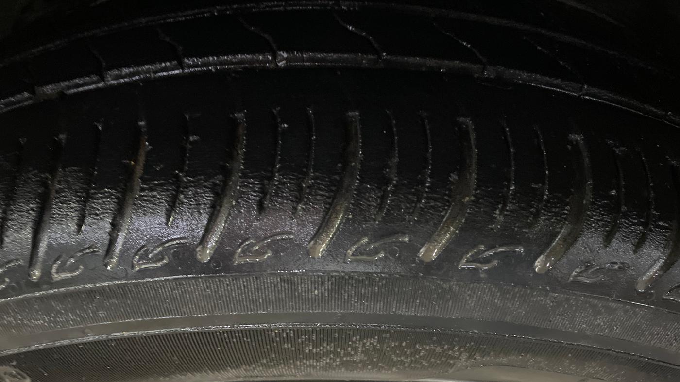 2022 Tata Tiago XZ PLUS CNG, CNG, Manual, 1,14,967 km, Left Front Tyre Tread