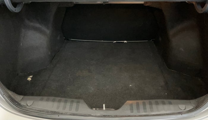 2019 Maruti Ciaz SIGMA 1.5 SHVS MT  PETROL, Petrol, Manual, 33,165 km, Boot Inside